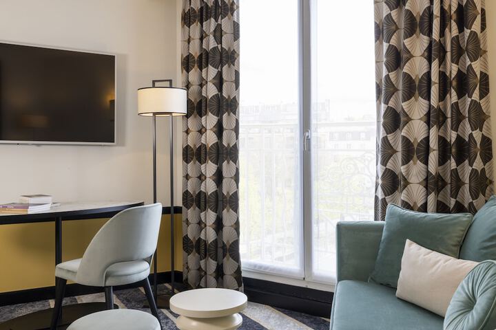 Room 46 of 86