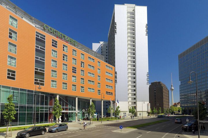 Hotel 92 of 94