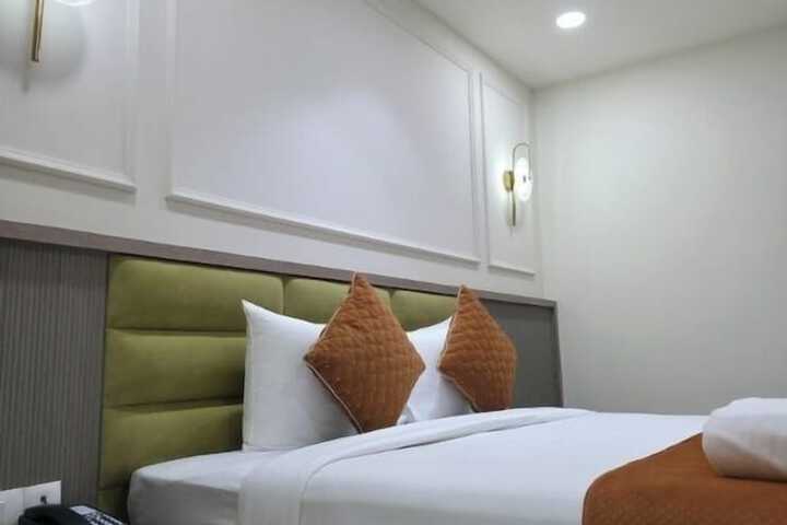 Room 13 of 45