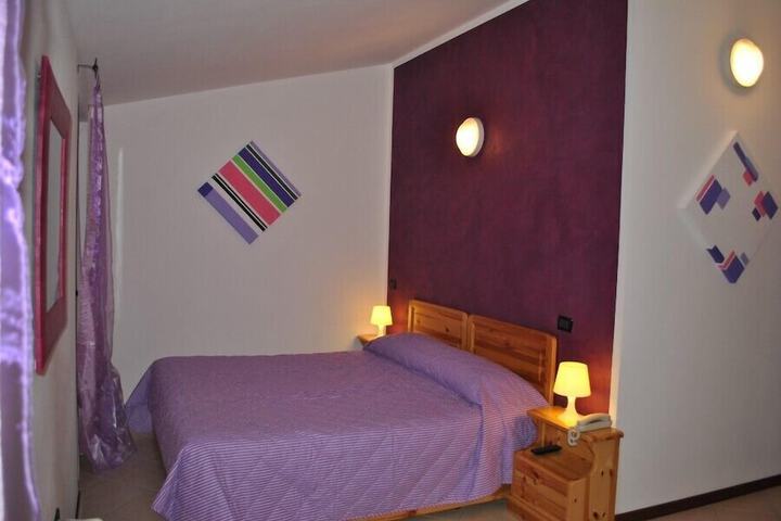 Room 20 of 64