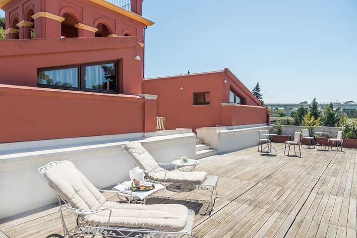 Sundeck 43 of 46