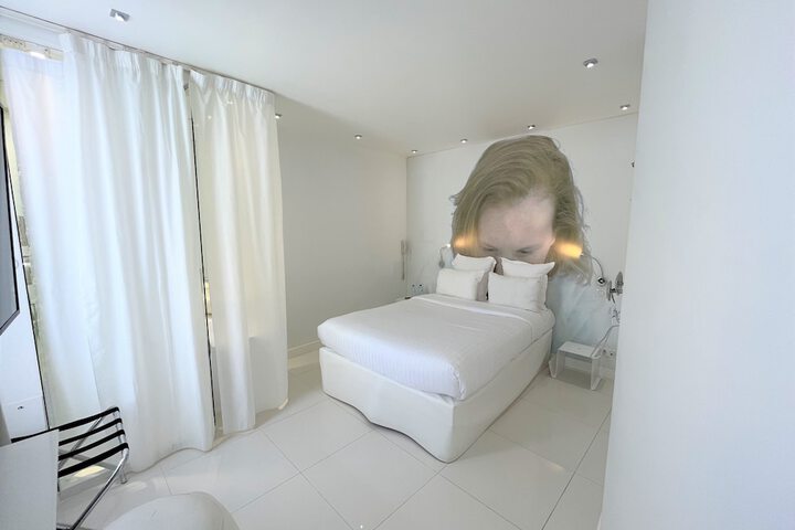 Room 13 of 50