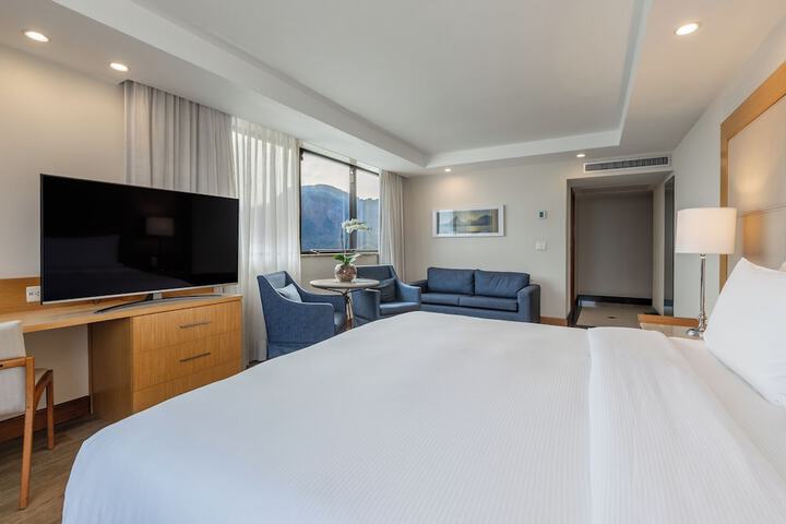 Room 52 of 116