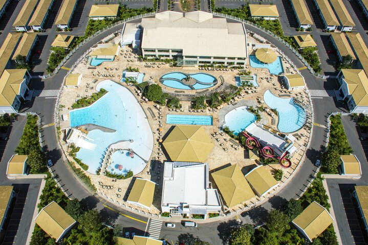 Image of ABD TURISMO HOTEIS E PARQUES- LACQUA DIR