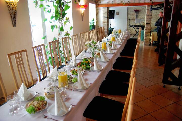 Banquet hall