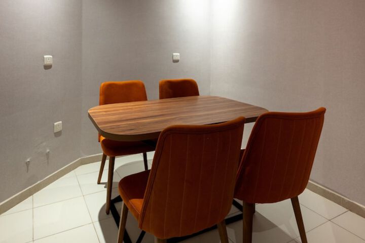 Room 11 of 44
