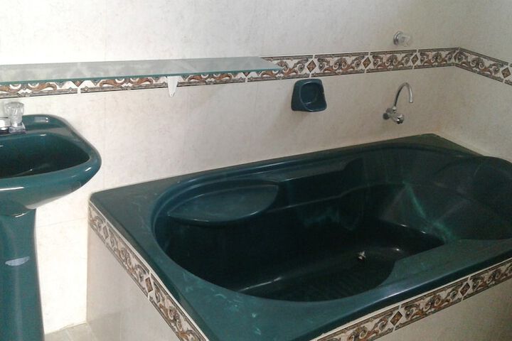 Room 12 of 26