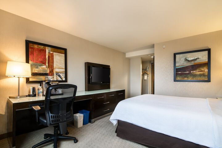 Room 16 of 61