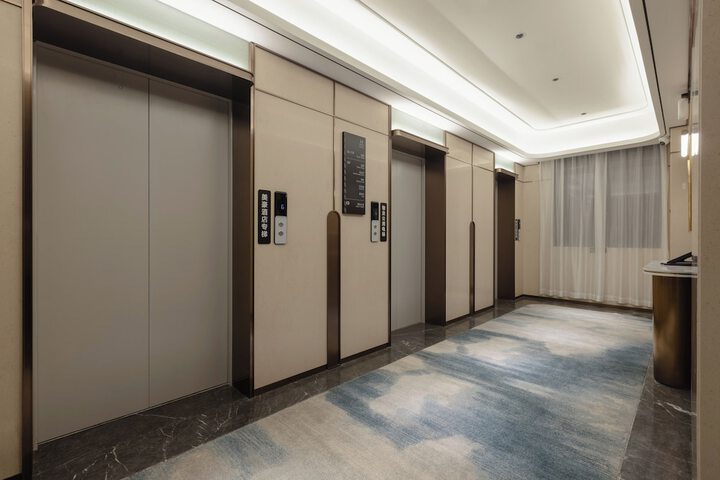 Hotel Interior 18 of 26