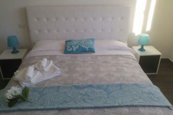 Room 14 of 27
