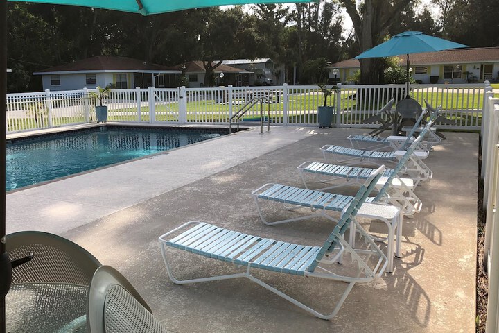 Pool 86 of 115