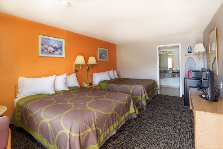 Room 5 of 14