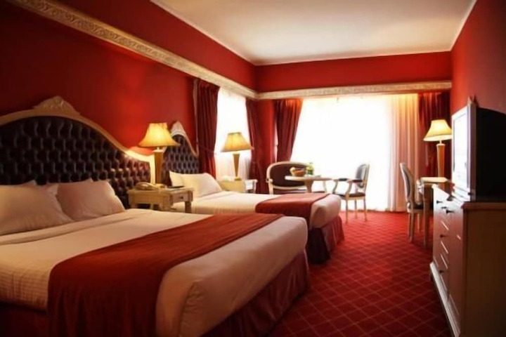 Room 13 of 46