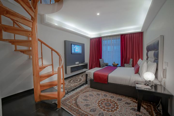 Room 12 of 41