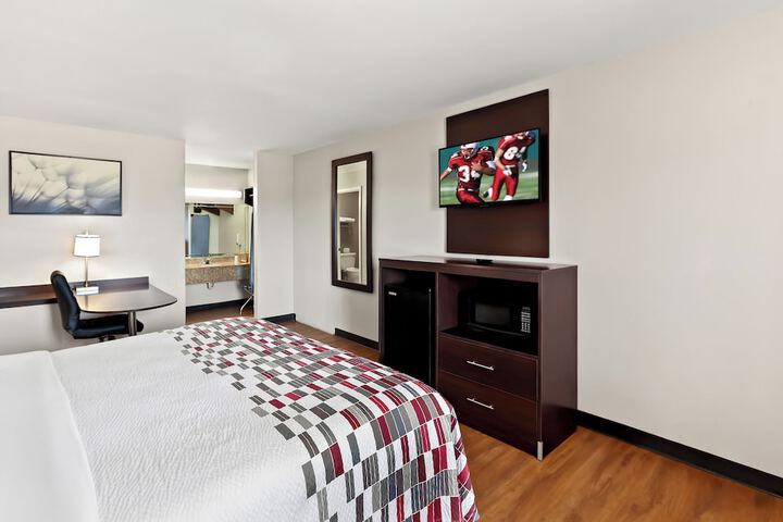 Room 14 of 43