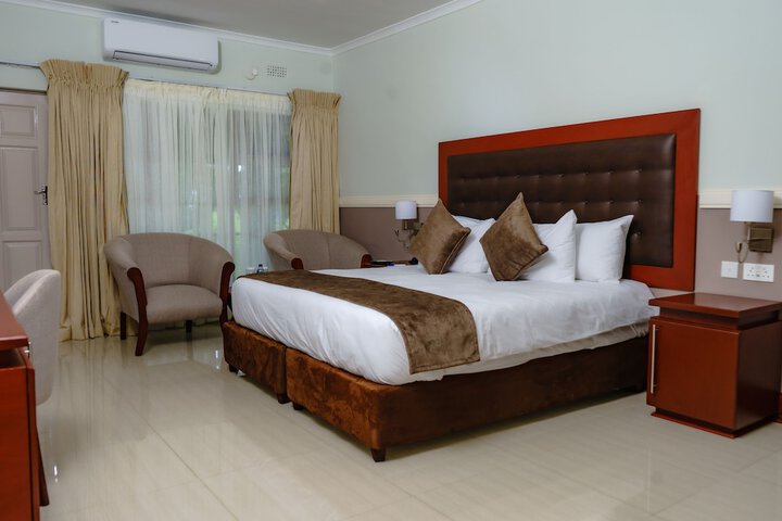Room 7 of 42