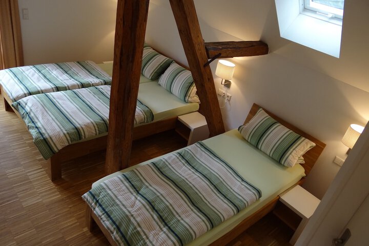 Room 3 of 29