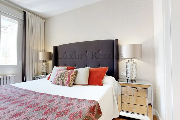 Room 4 of 15