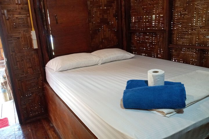 Room 22 of 38