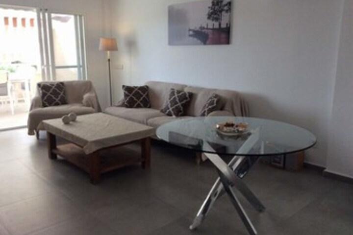 Room 9 of 19