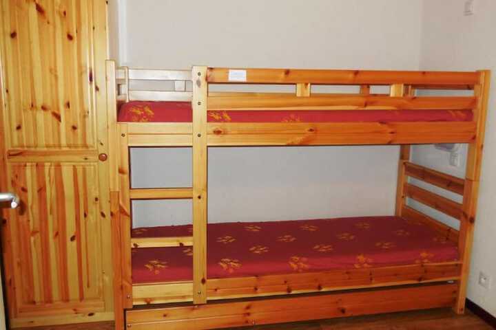 Room 11 of 41