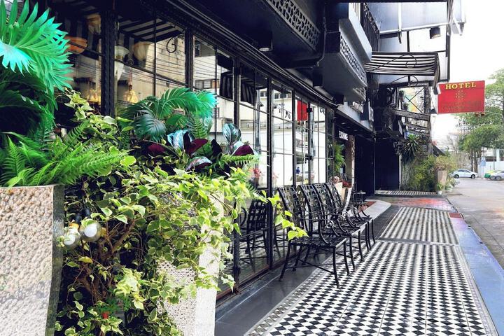 Terrace/Patio 69 of 70