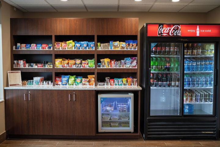 Snack bar