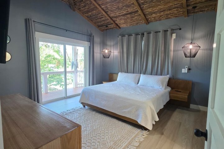 Room 26 of 124