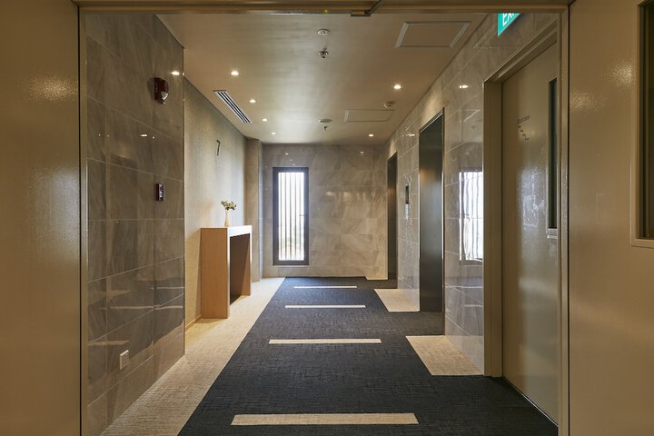 Ballroom/Hall 86 of 89