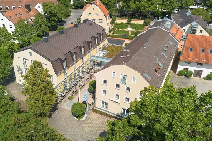 Hotel 92 of 92