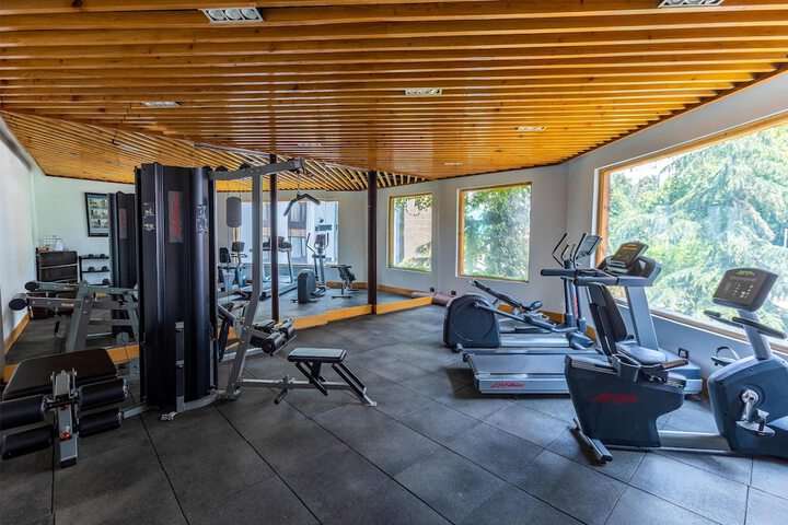 Hotel Gym