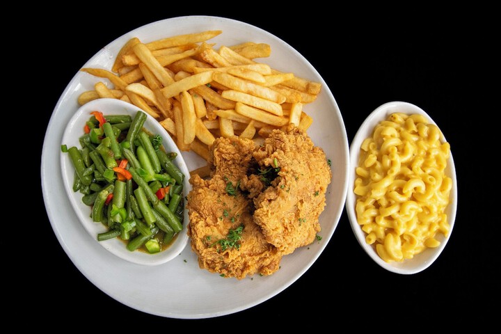Dining 73 of 113