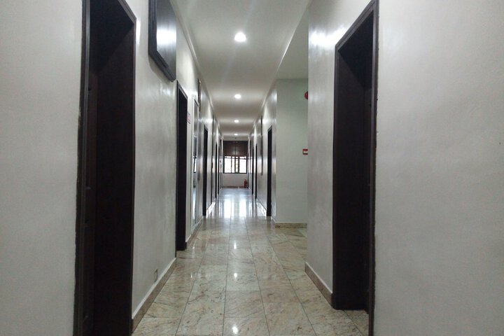 Ballroom/Hall 22 of 24