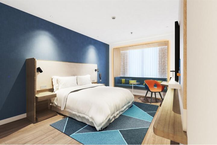 Room 2 of 22
