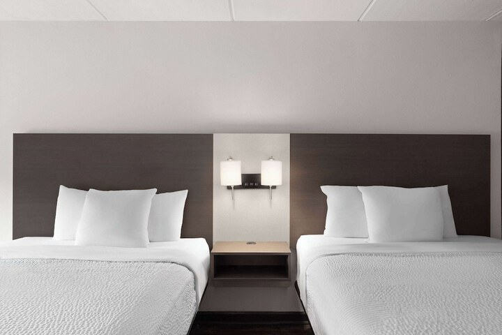 Room 7 of 30