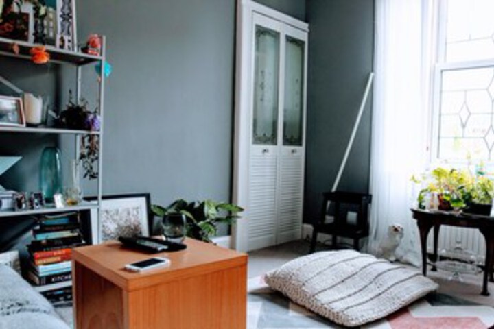 Room 5 of 13