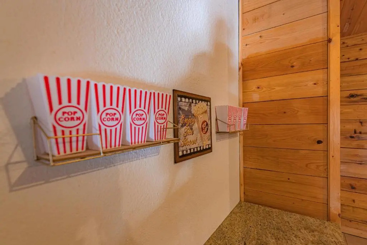 Room 12 of 23