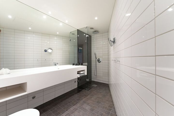 Bath Photo