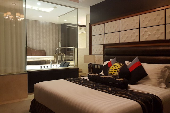 Room 20 of 139