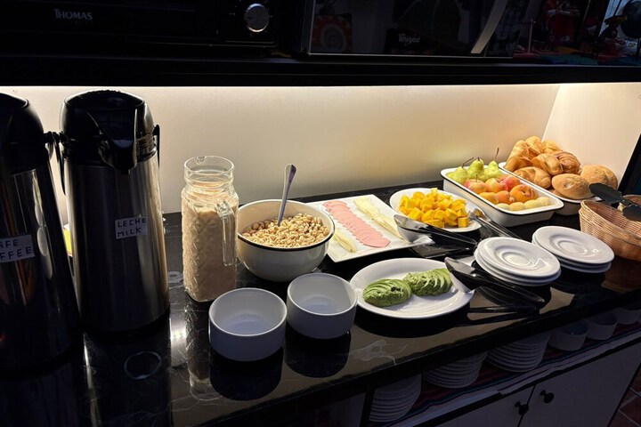 Breakfast/Coffee Service 43 of 44
