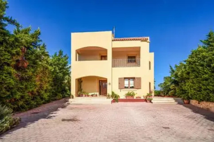 Holiday Home Finikia With Hot Tub I