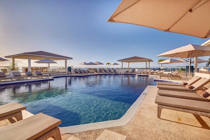 Pool 127 of 255