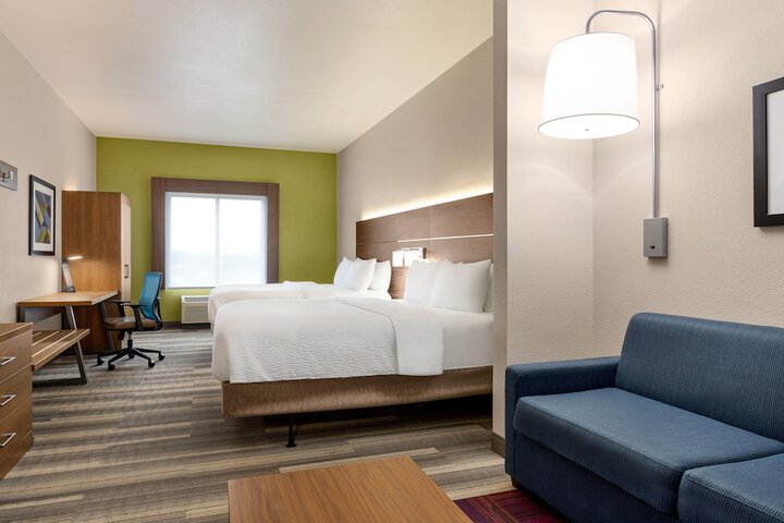 Room 13 of 49