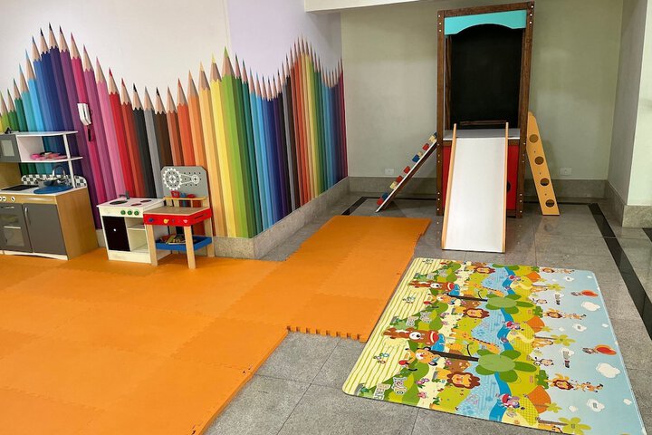 Childrens Activities 183 of 487
