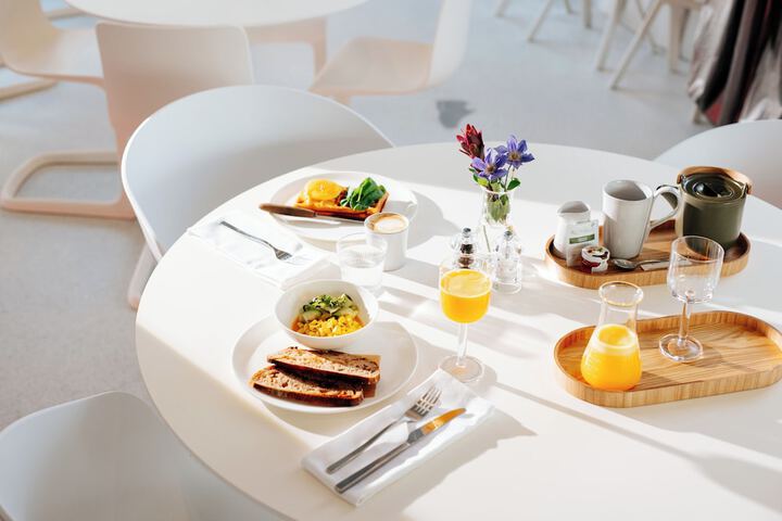 Breakfast/Coffee Service 30 of 42