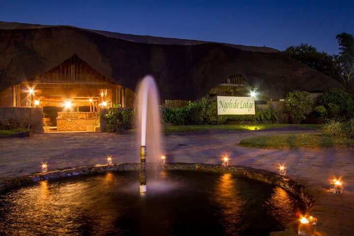 Hotel Exterior 12 of 12
