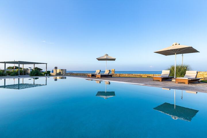 Pool 195 of 259
