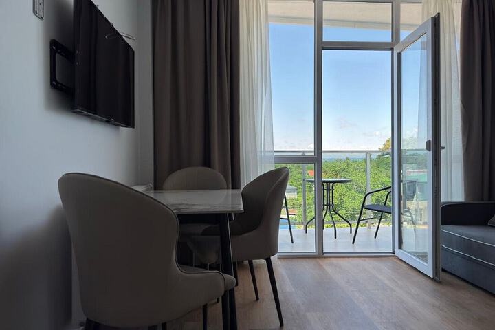 Room 5 of 31