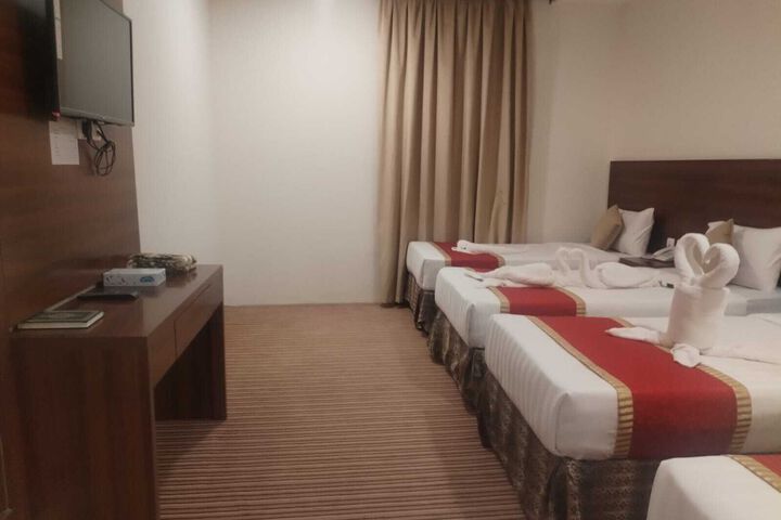 Room 90 of 97