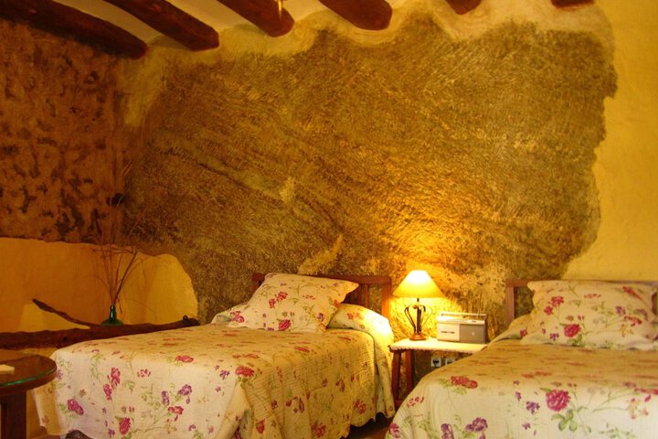 Room 1 of 10